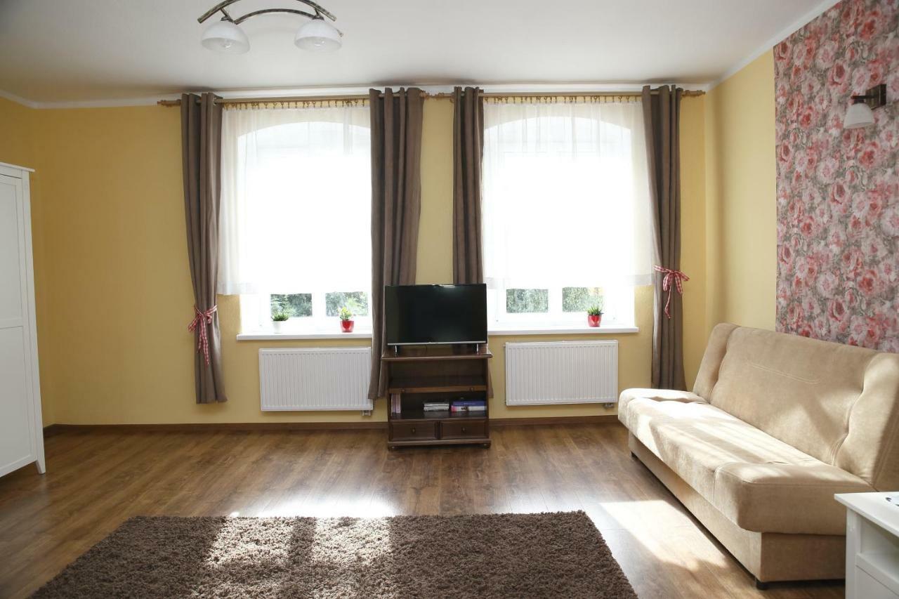 Apartament Zapiecek Appartamento Malbork Esterno foto